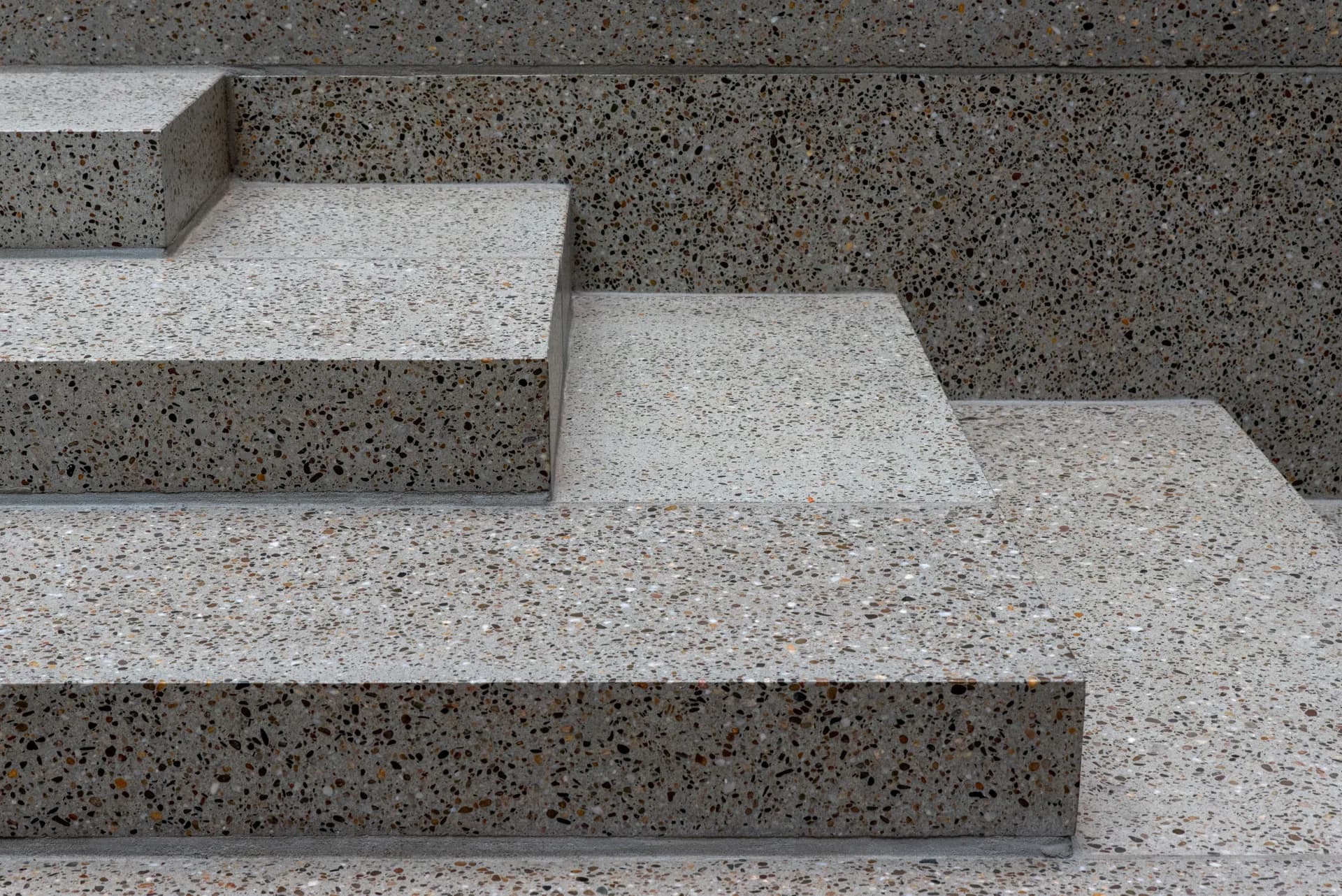 Pouring steps forms with concrete mix